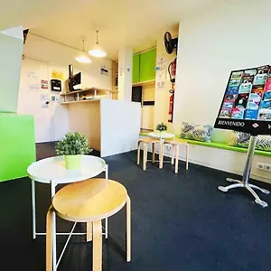 And Basic Universitat For Young Gæstehus